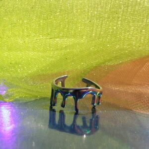 Unlisted jewelry: melt Ring